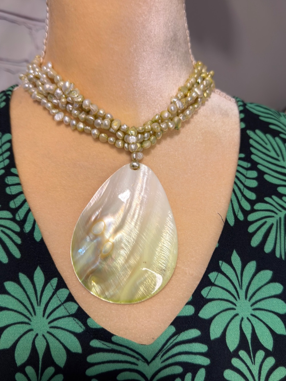 BAROQUE PEARL MULTI STRAND MOTHER OF PEARL PENDANT NECKLACE SUMMER RESORT - Picture 5 of 7
